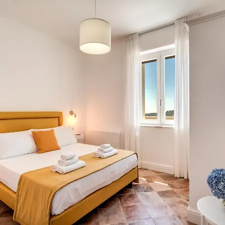 Suite Solatia 公寓 马萨鲁布朗斯